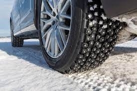 С наступлением морозов Госавтоинспекция Гомельщины дает рекомендации водителям и пешеходам