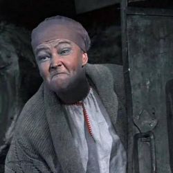 В Гомеле 67-летняя бабушка прибрала к рукам электронную книгу посетителя частного медцентра