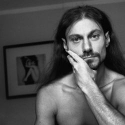 Фотомодель в стиле ню: «Стараюсь раздеваться там, где это возможно»