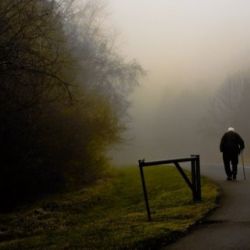 Одиночество без сети: как и чем  живут старики в глубинке