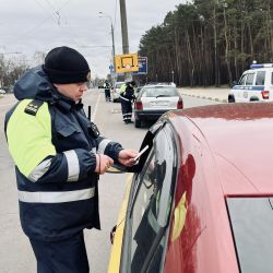 ПЬЯНОМУ И БЕСПРАВНОМУ НЕ МЕСТО НА ДОРОГЕ!