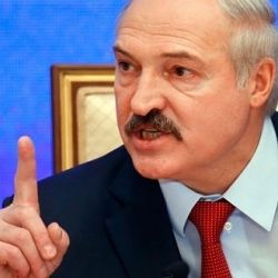 Президент Беларуси требует от правительства практического участия в решении вопросов