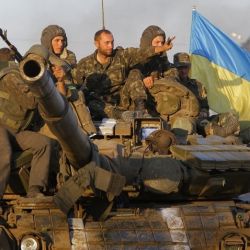 Украинские военные приступают к выполнению минских договоренностей