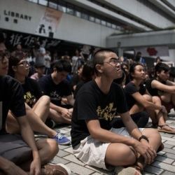 Гонконгские студенты начали бойкот за демократию
