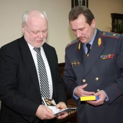 Начальник УВД принял шведов