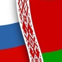 Городские власти поздравили гомельчан с Днем единения народов Беларуси и России