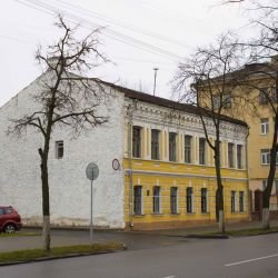Почему здания, переданные в частные руки, продолжают пустовать