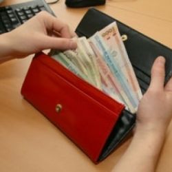 Государство планирует увеличить расходы на зарплаты и пенсии