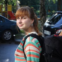 Почему ходить голым в России нормально?