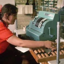 БЕЗ КАССЫ: Замену кассового оборудования для хозяйственников отменили