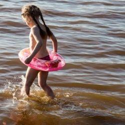 Санитарные врачи Гомеля ограничили купание детей еще на пяти пляжах