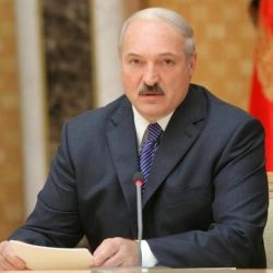 Александр Лукашенко обязал почту бороться с преступностью