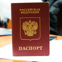 Слишком запутанная схема: армянка из России сбежала в Украину к жениху по паспорту подруги, с ним же пыталась въехать в Беларусь, но пограничники ее задержали