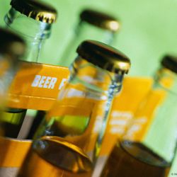 За продажу пива подросткам будут лишать лицензии