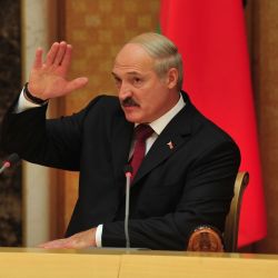 Президент Беларуси: «Государство поможет, но лучше рассчитывать на себя»