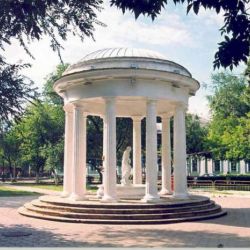 На Сельмаше установят изысканные беседки