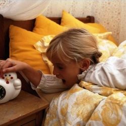 В Беларуси подняли вопрос об изменении времени начала уроков в школе