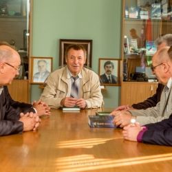 Газовики отблагодарили «кузницу кадров»