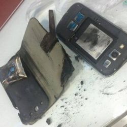 Взрывоопасные смартфоны придется хранить в сейфе