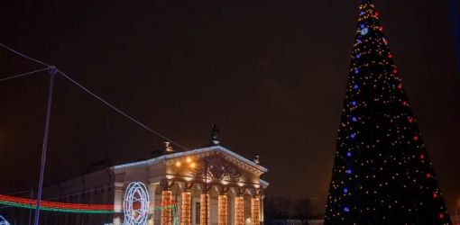 «С ДОБРЫМ НОВЫМ ГОДОМ!»: В полночь гуляния пройдут на центральной площади Гомеля