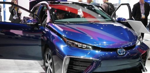 Неожиданные бонусы от Toyota: запас топлива на три года и оригинальные патенты